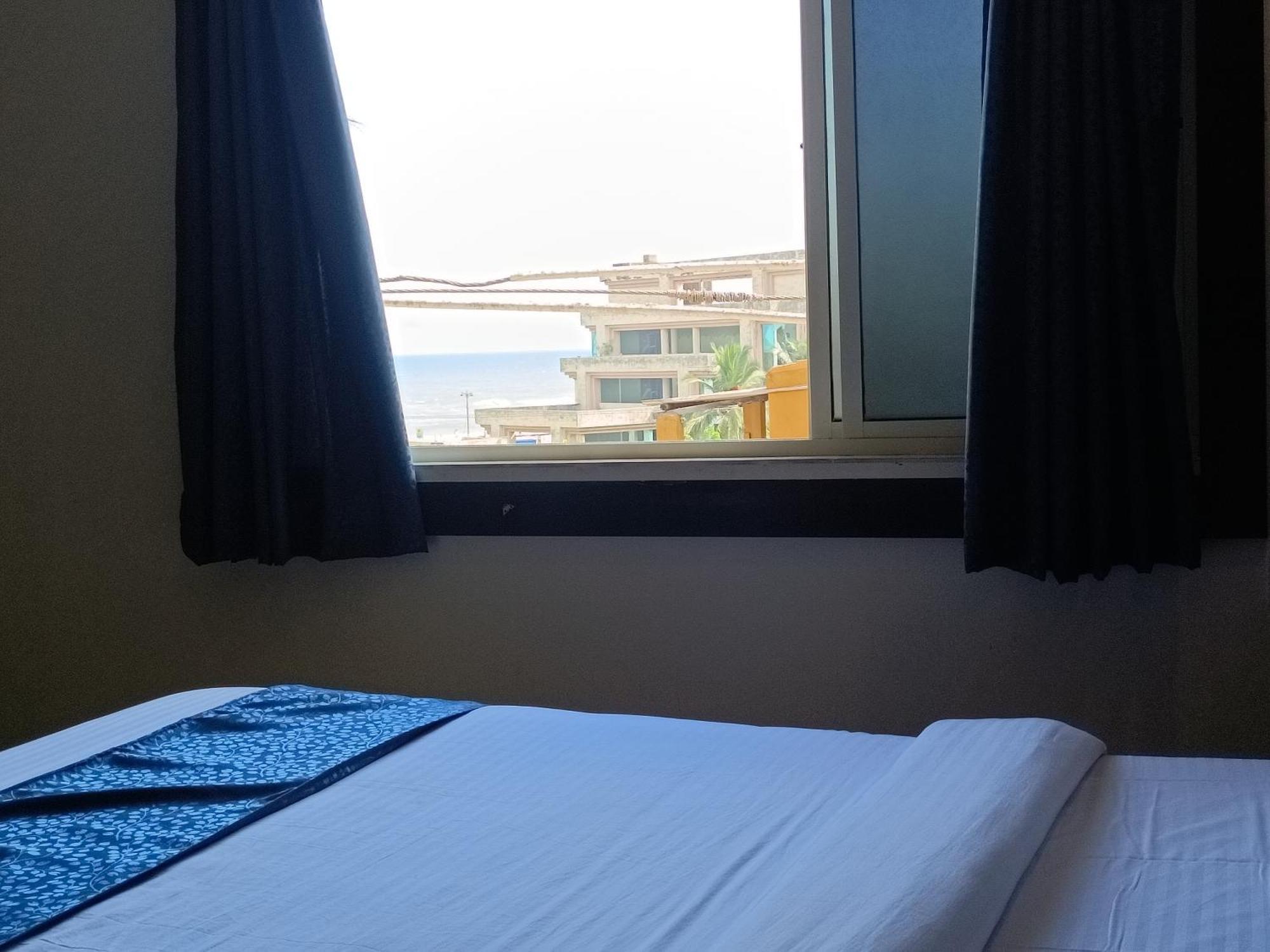 Mom Hotel - Unit Of Mom Hotel Puri Eksteriør bilde